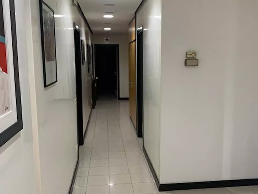 Immagine 3 di Ufficio in vendita  in Via Nazareth a Padova