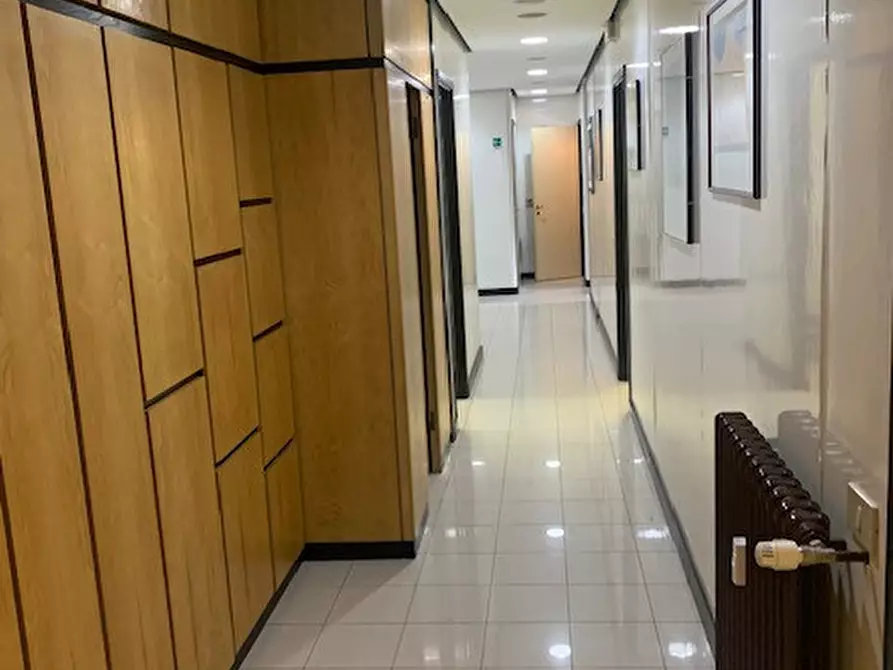 Immagine 5 di Ufficio in vendita  in Via Nazareth a Padova