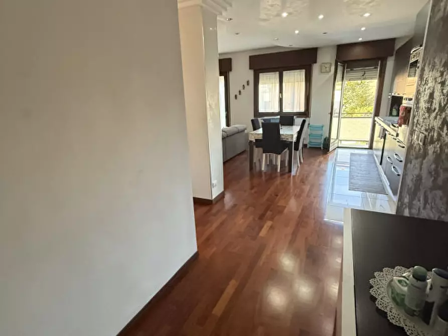 Immagine 7 di Appartamento in vendita  in vai ferrara a Venezia