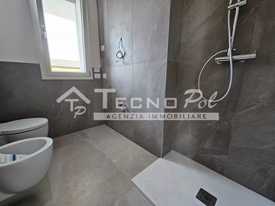 Immagine 14 di Attico in vendita  in Via Guido Reni a Padova