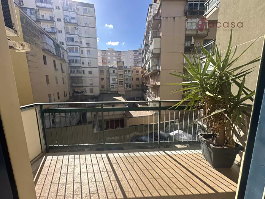 Immagine 4 di Appartamento in vendita  in Via Elia Crisafulli 15 a Palermo