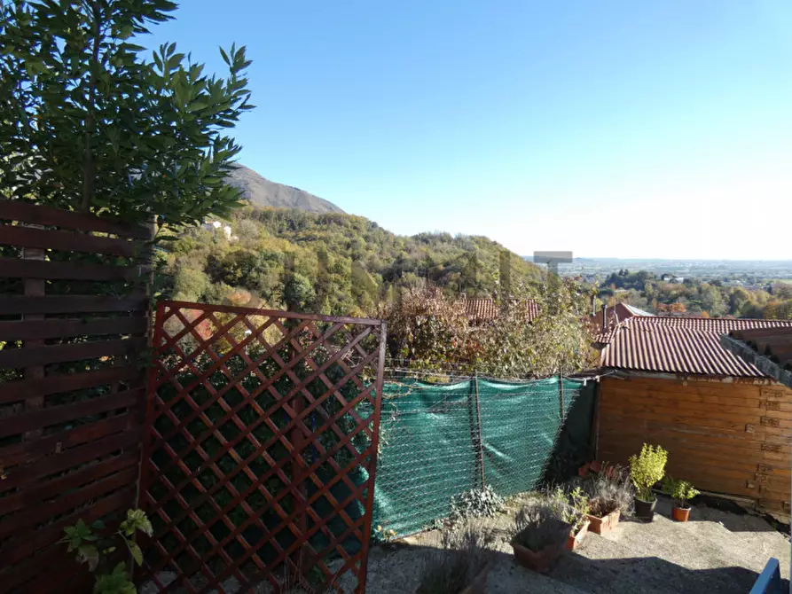 Immagine 4 di Casa bifamiliare in vendita  a Schio