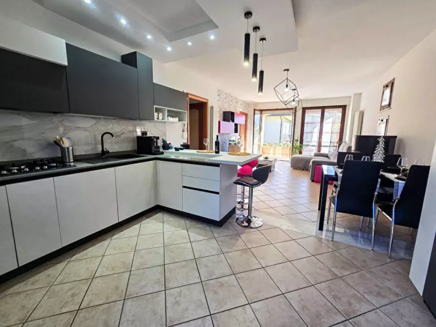 Immagine 12 di Villetta a schiera in vendita  in Via Madonna Grande a Sant'angelo In Vado