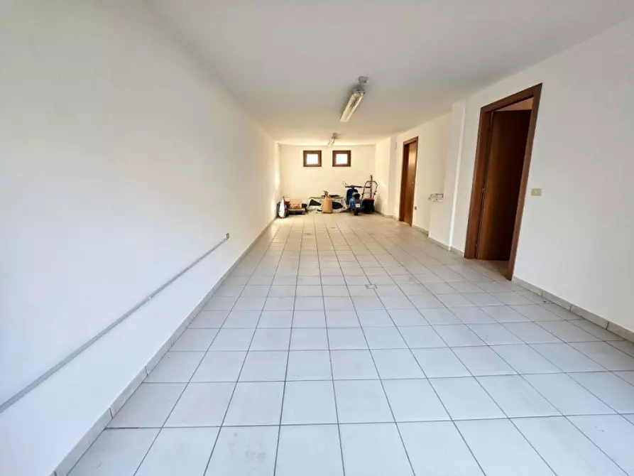 Immagine 37 di Villetta a schiera in vendita  in Via Madonna Grande a Sant'angelo In Vado