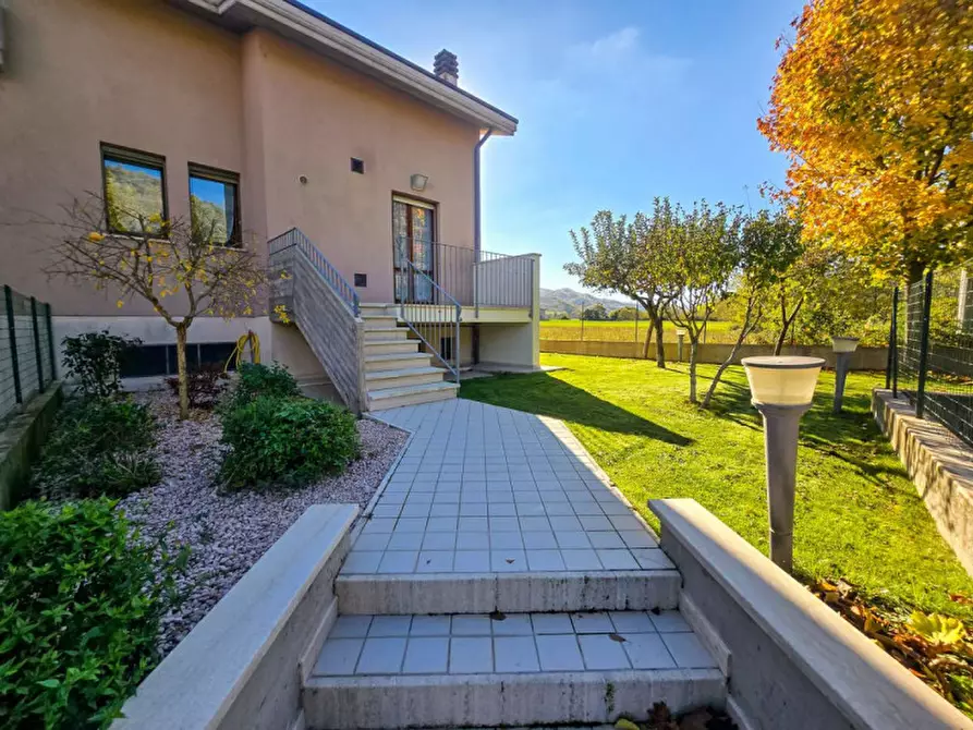 Immagine 40 di Villetta a schiera in vendita  in Via Madonna Grande a Sant'angelo In Vado