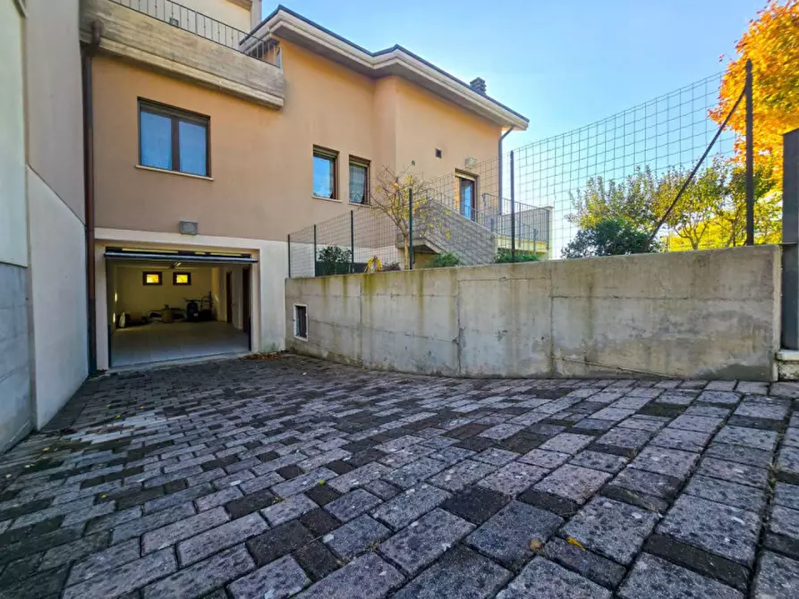 Immagine 43 di Villetta a schiera in vendita  in Via Madonna Grande a Sant'angelo In Vado