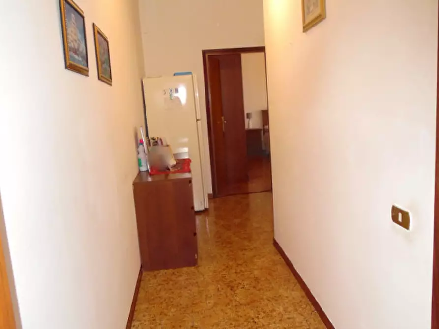 Immagine 3 di Appartamento in vendita  a Campagna Lupia