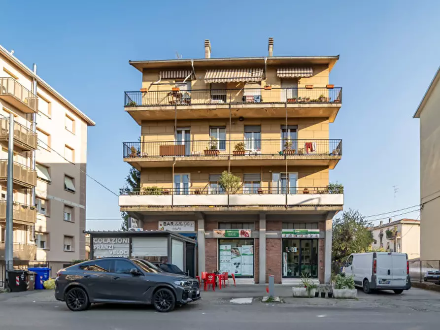 Immagine 26 di Attività commerciale in vendita  in Via Venezia a Parma