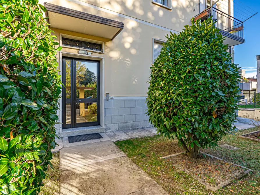 Immagine 6 di Appartamento in vendita  in via pietro micca a Casalecchio Di Reno