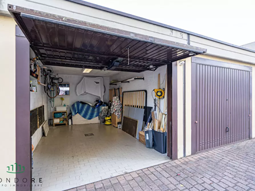 Immagine 12 di Appartamento in vendita  in via pietro micca a Casalecchio Di Reno