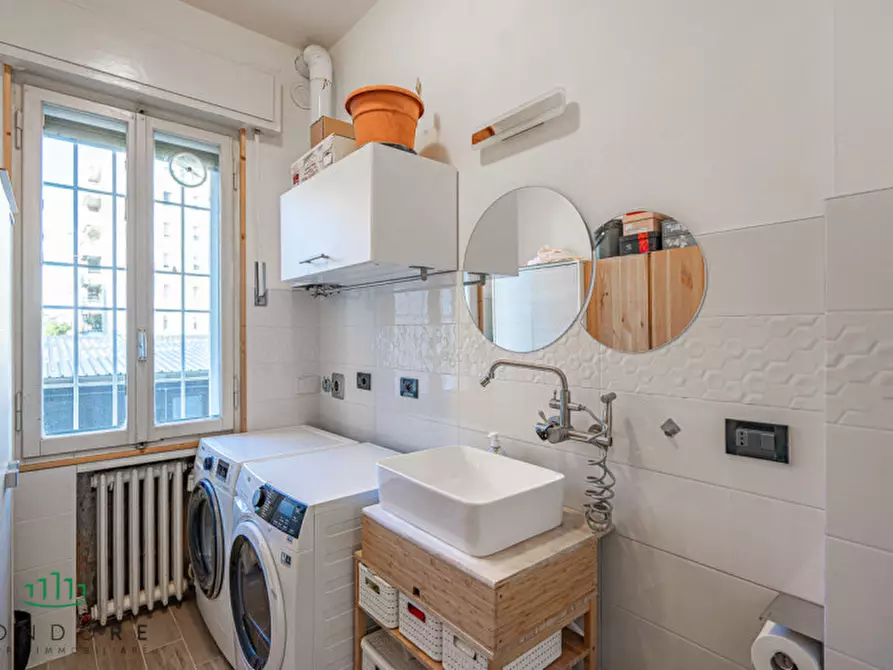 Immagine 31 di Appartamento in vendita  in via pietro micca a Casalecchio Di Reno