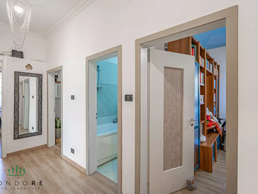 Immagine 50 di Appartamento in vendita  in via pietro micca a Casalecchio Di Reno