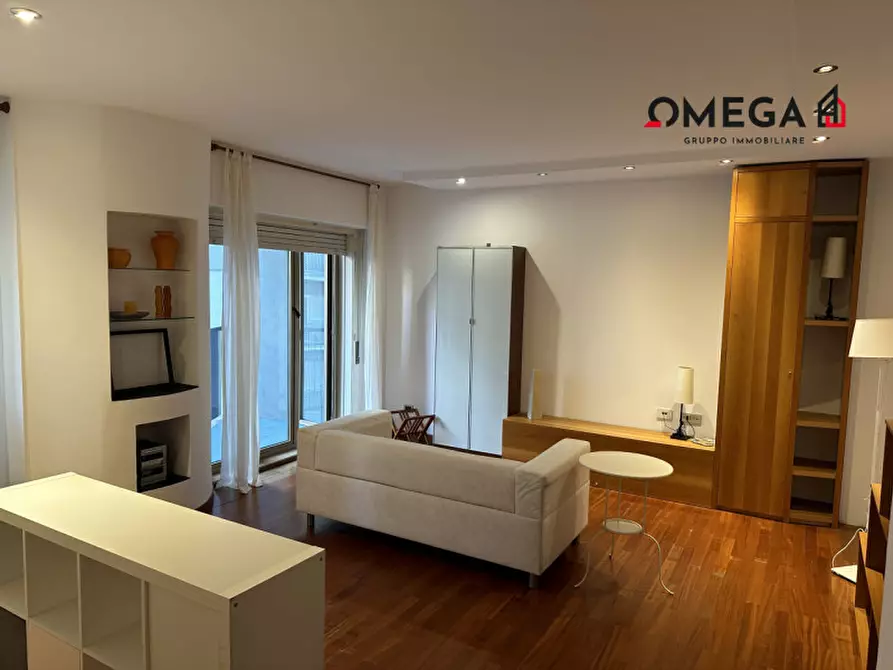 Immagine 5 di Appartamento in vendita  in Via Piccardi, 17 a Trieste