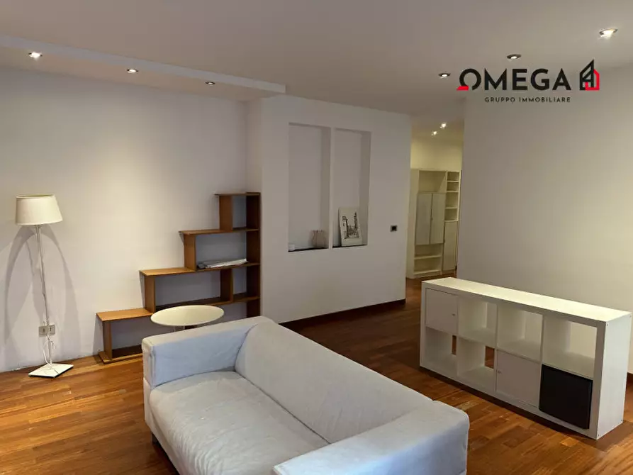 Immagine 10 di Appartamento in vendita  in Via Piccardi, 17 a Trieste