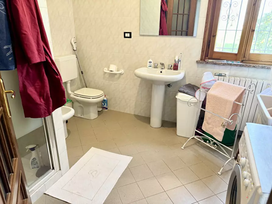 Immagine 13 di Casa indipendente in vendita  in Via Cremonese 1 a San Secondo Parmense