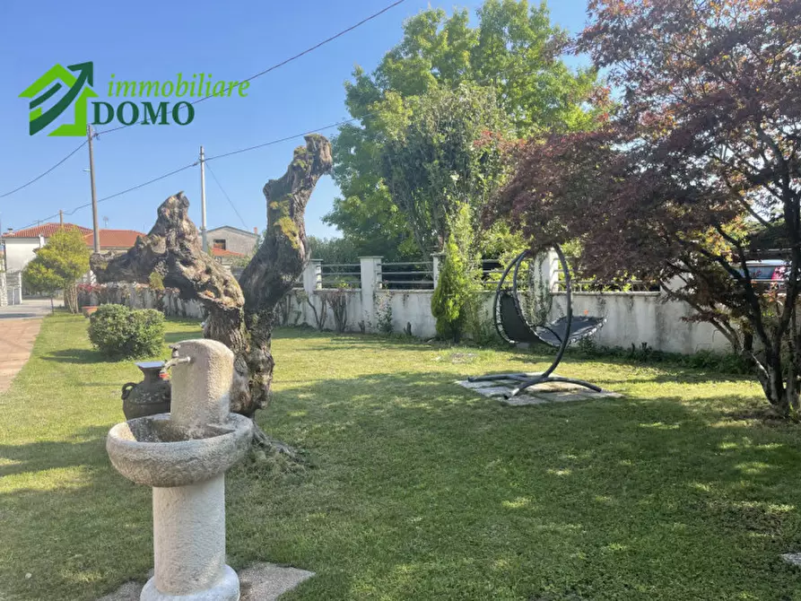 Immagine 3 di Casa indipendente in vendita  in schio a Schio