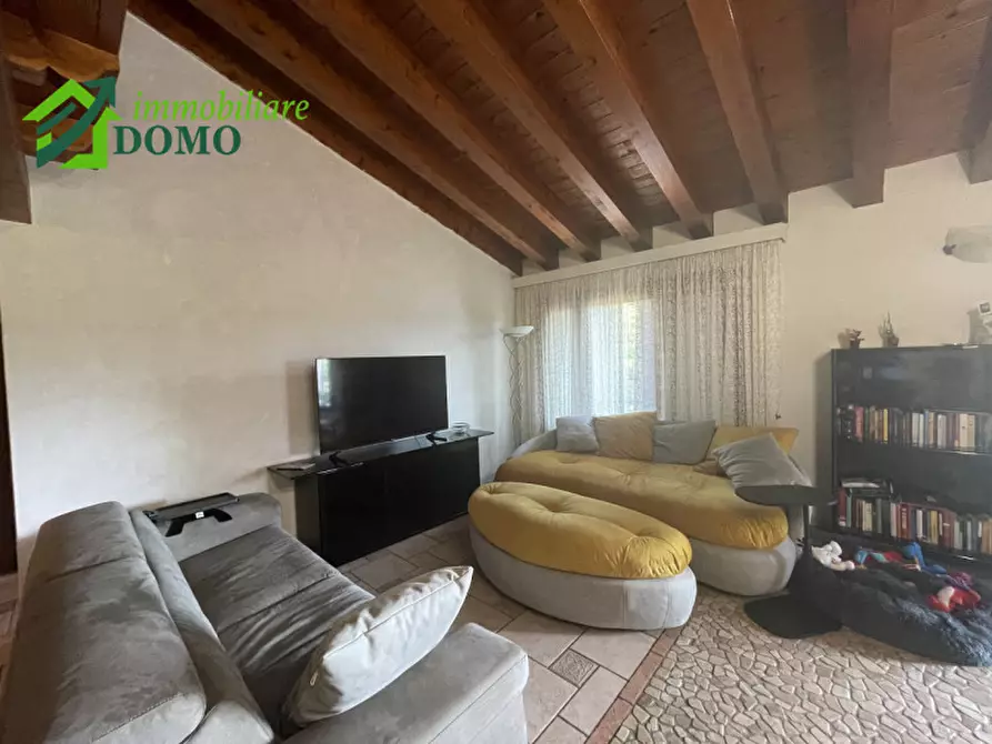 Immagine 18 di Casa indipendente in vendita  in schio a Schio