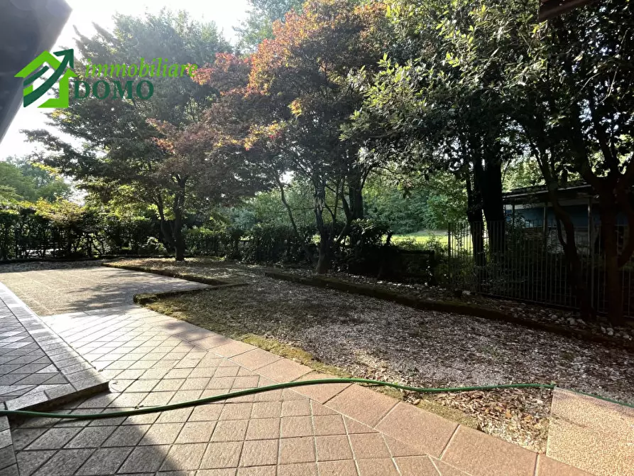 Immagine 27 di Casa indipendente in vendita  in schio a Schio