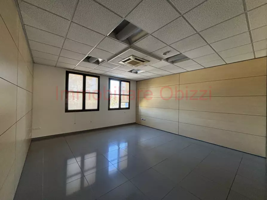 Immagine 7 di Ufficio in affitto  in Corso Stati Uniti a Padova