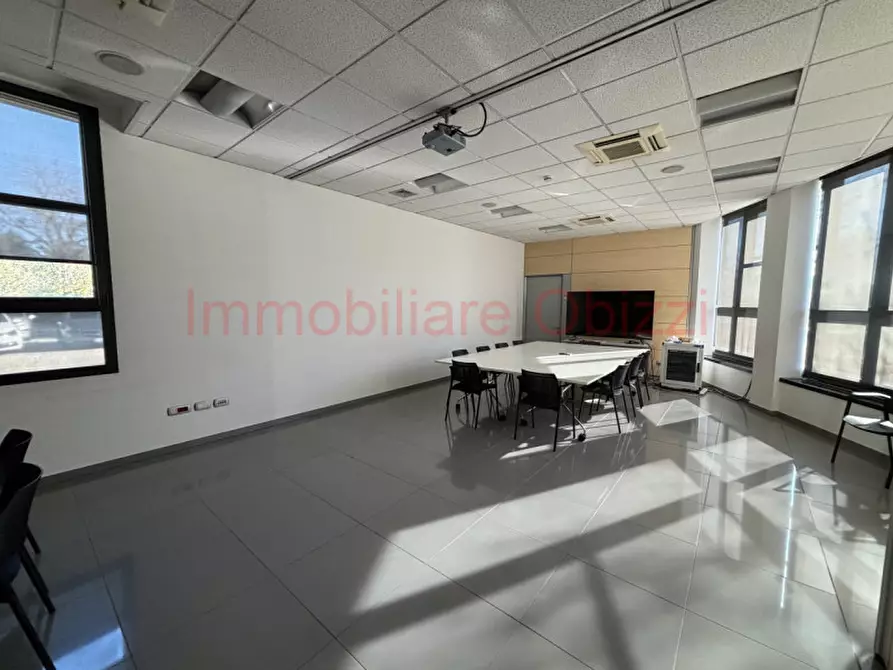 Immagine 16 di Ufficio in affitto  in Corso Stati Uniti a Padova