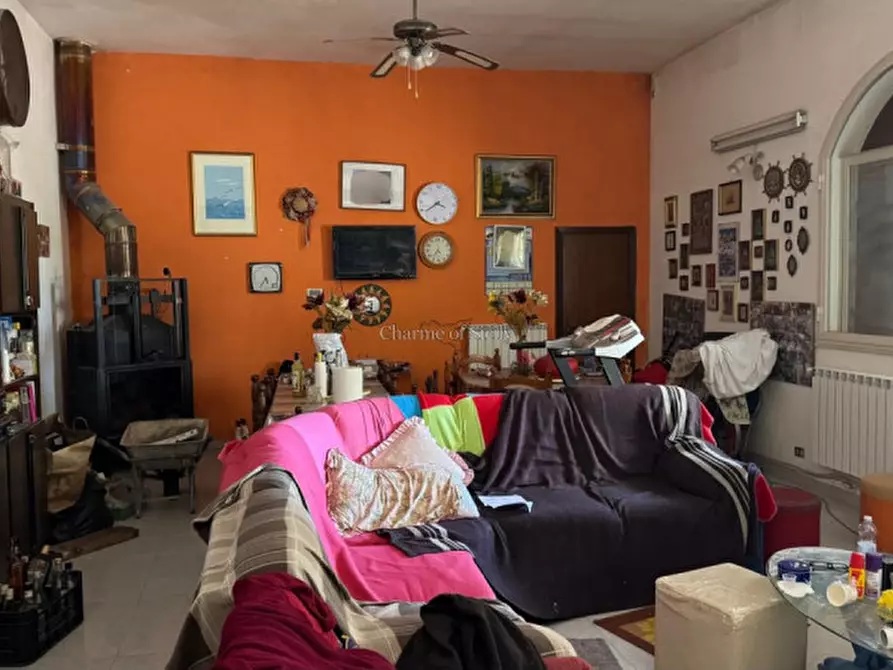 Immagine 6 di Casa indipendente in vendita  a Noto