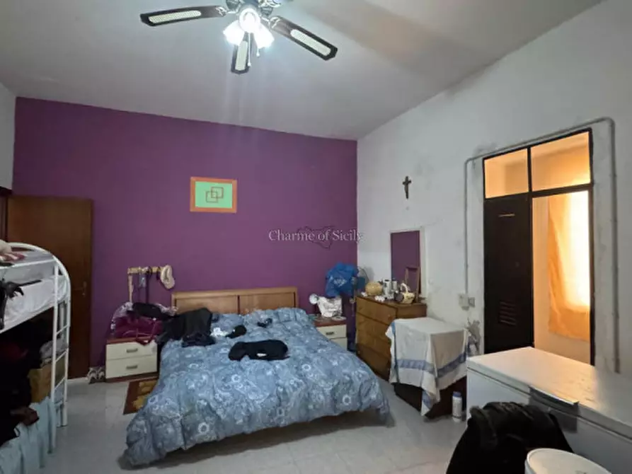 Immagine 12 di Casa indipendente in vendita  a Noto