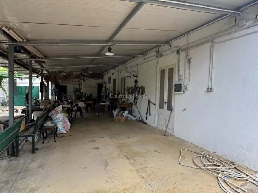 Immagine 16 di Casa indipendente in vendita  a Noto