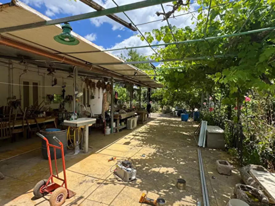 Immagine 17 di Casa indipendente in vendita  a Noto