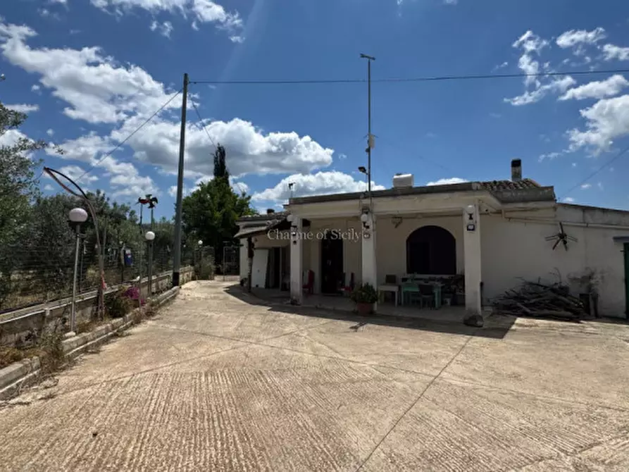 Immagine 30 di Casa indipendente in vendita  a Noto