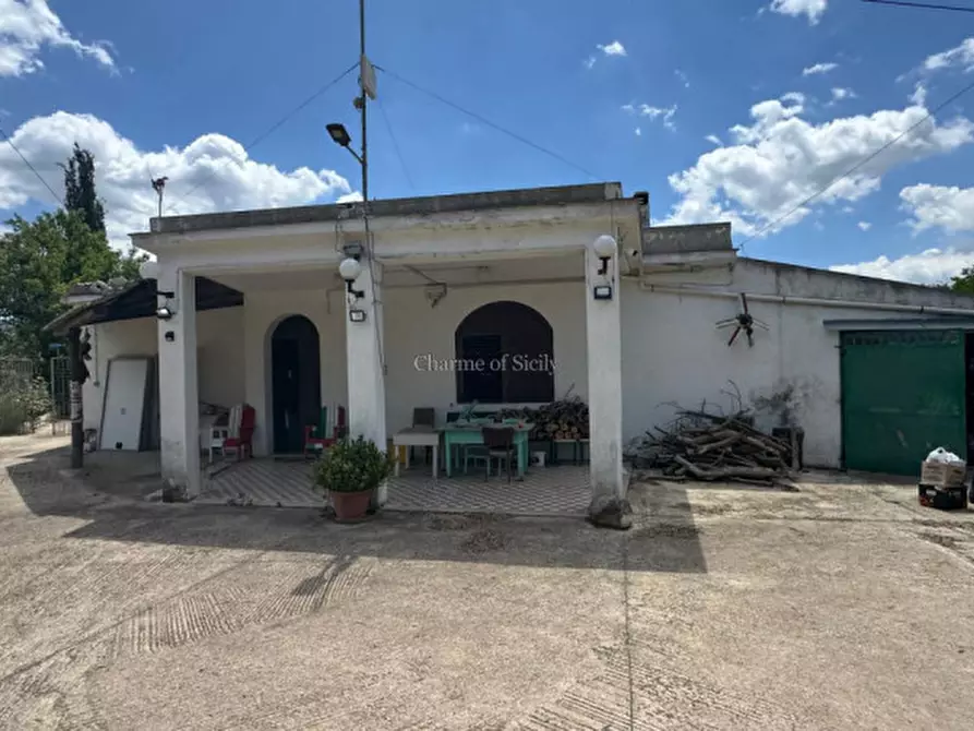 Immagine 31 di Casa indipendente in vendita  a Noto