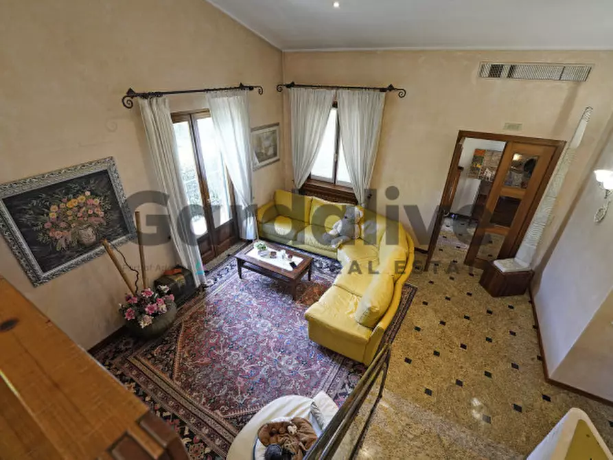 Immagine 9 di Villa in vendita  in Via Amatore Sciesa a Desenzano Del Garda