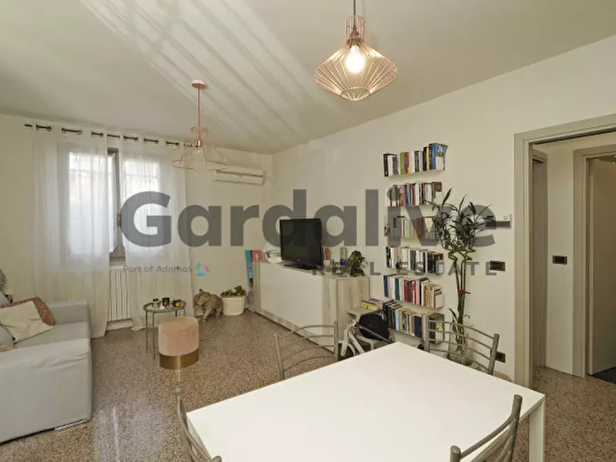 Immagine 16 di Villa in vendita  in Via Amatore Sciesa a Desenzano Del Garda