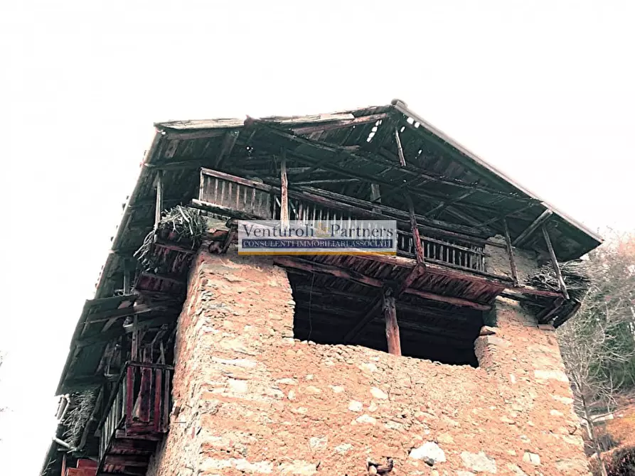 Immagine 5 di Rustico / casale in vendita  in Via Giovanni Prati a Castel Condino