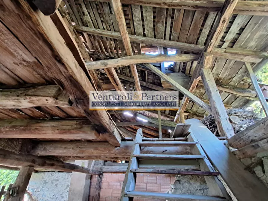 Immagine 9 di Rustico / casale in vendita  in Via Giovanni Prati a Castel Condino