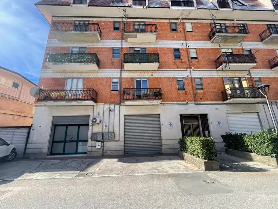 Immagine 1 di Appartamento in vendita  in Via Giustino Fortunato a Marsicovetere