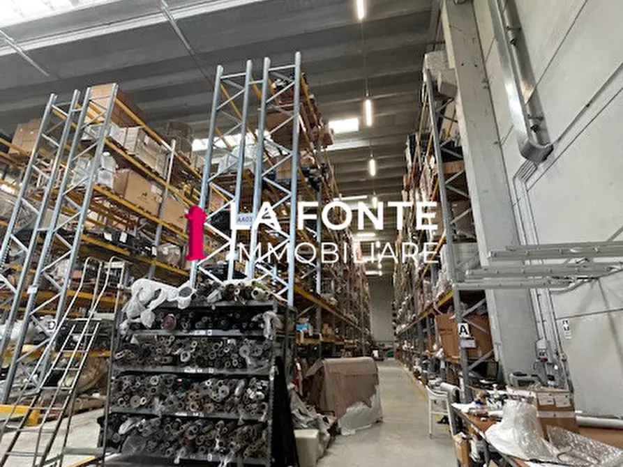Immagine 14 di Capannone industriale in affitto  in via Lombardia a Pianiga