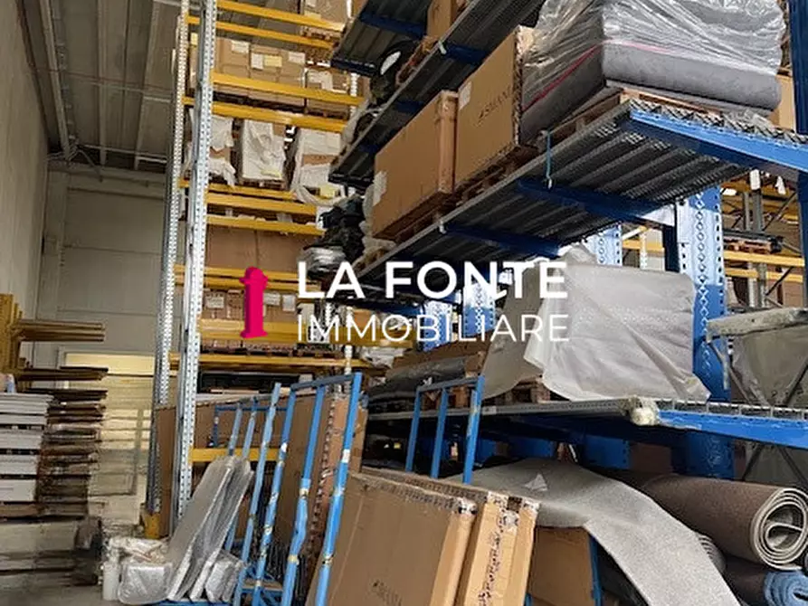 Immagine 17 di Capannone industriale in affitto  in via Lombardia a Pianiga