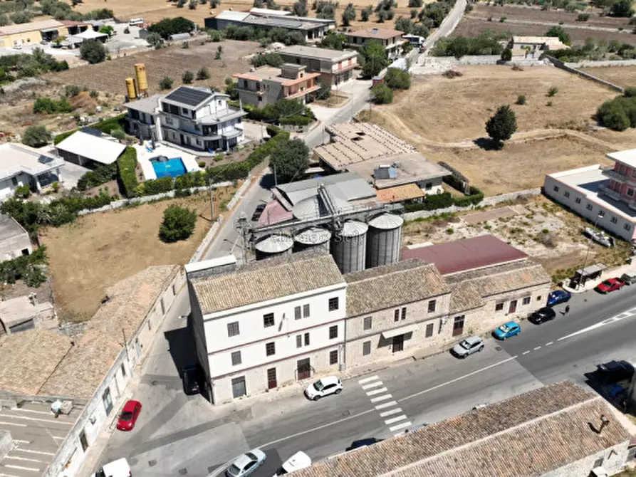 Immagine 5 di Capannone industriale in vendita  in Via Cellina a Modica