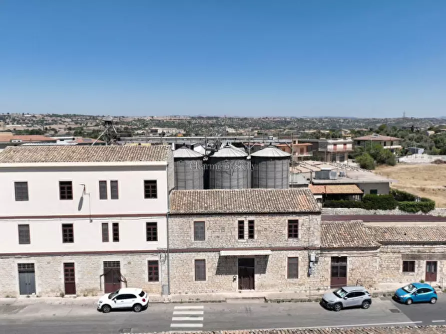 Immagine 9 di Capannone industriale in vendita  in Via Cellina a Modica