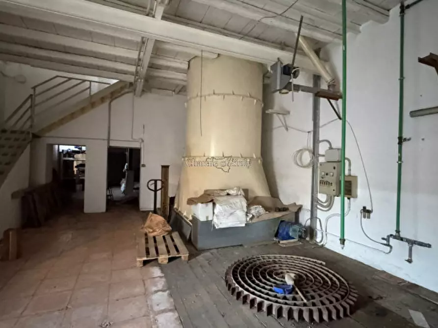 Immagine 19 di Capannone industriale in vendita  in Via Cellina a Modica