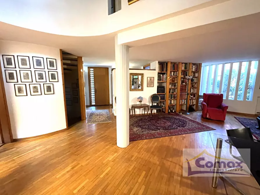 Immagine 5 di Villa in vendita  in Via Appia Monterosso a Abano Terme