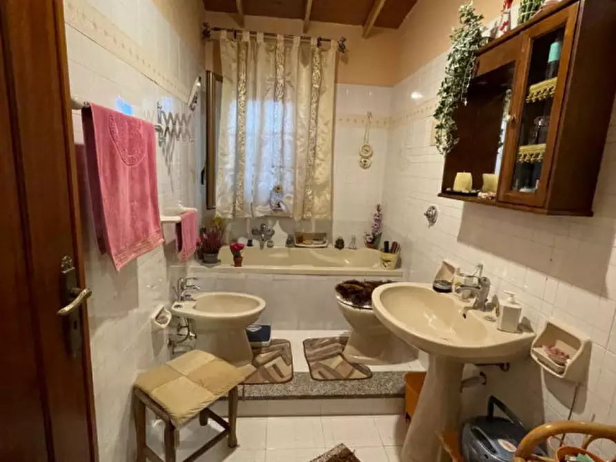 Immagine 10 di Appartamento in vendita  in VIA Gucciardini 13 a Bagheria