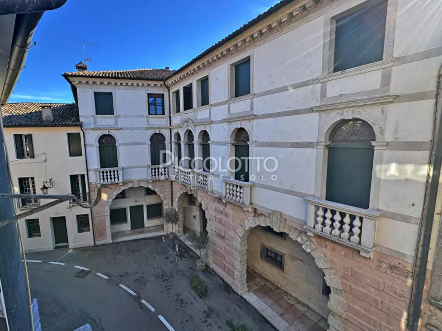 Immagine 17 di Appartamento in vendita  in via Pietro Bembo a Asolo