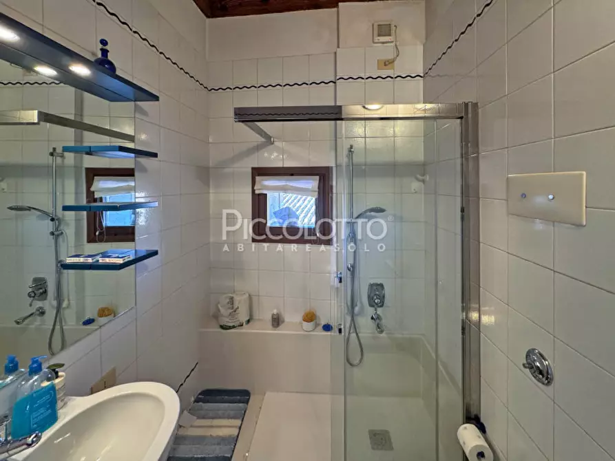 Immagine 18 di Appartamento in vendita  in via Pietro Bembo a Asolo