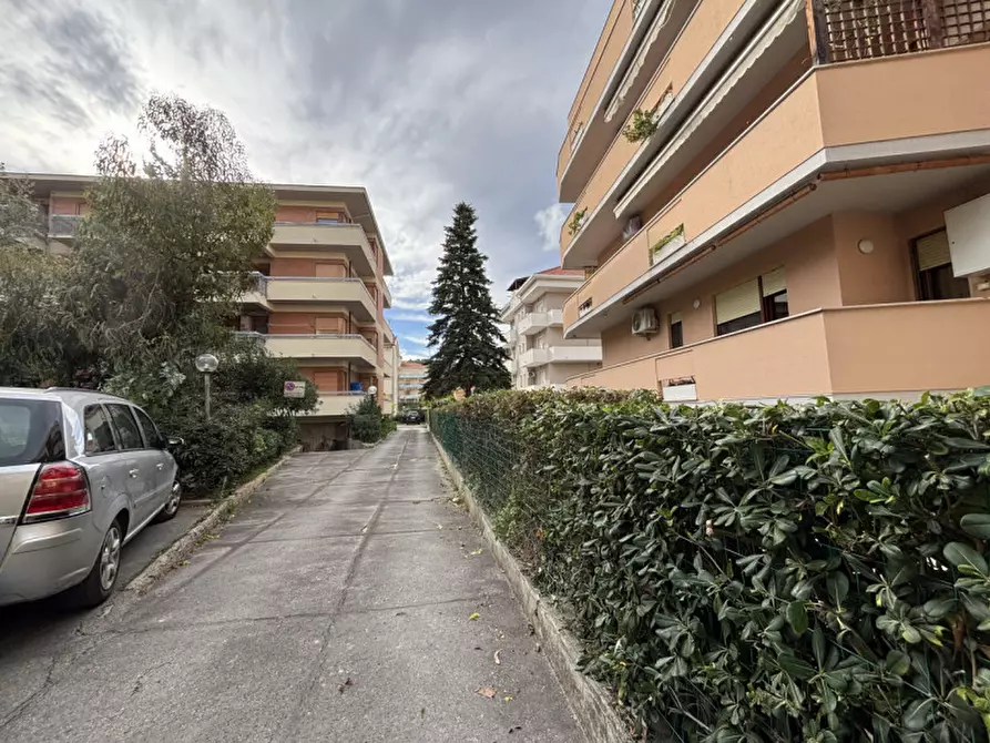 Immagine 24 di Appartamento in vendita  in Viale Alcione a Francavilla Al Mare