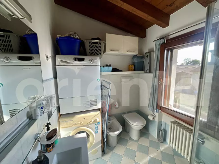 Immagine 15 di Appartamento in vendita  in via bellandi 13 a Montichiari