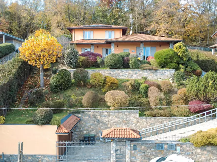 Immagine 2 di Villa in vendita  in Via Privata della Gera 11 a Colazza