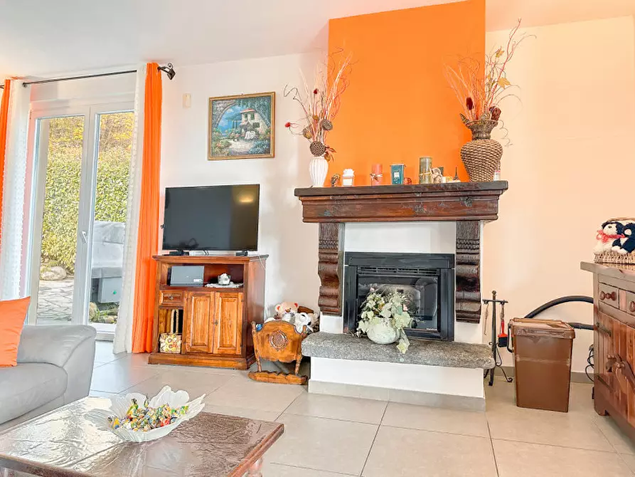 Immagine 11 di Villa in vendita  in Via Privata della Gera 11 a Colazza