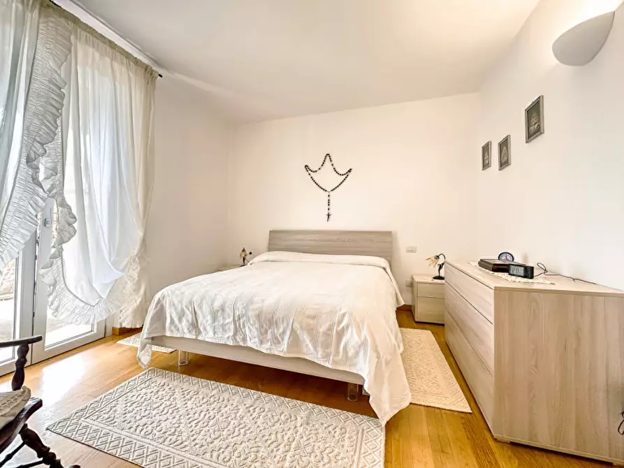 Immagine 19 di Villa in vendita  in Via Privata della Gera 11 a Colazza