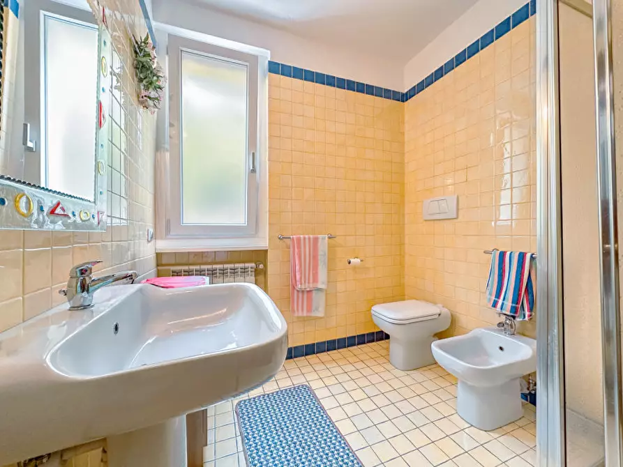 Immagine 30 di Villa in vendita  in Via Privata della Gera 11 a Colazza